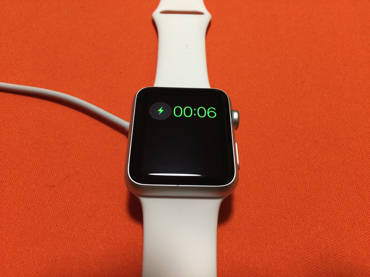 Apple Watch充電中