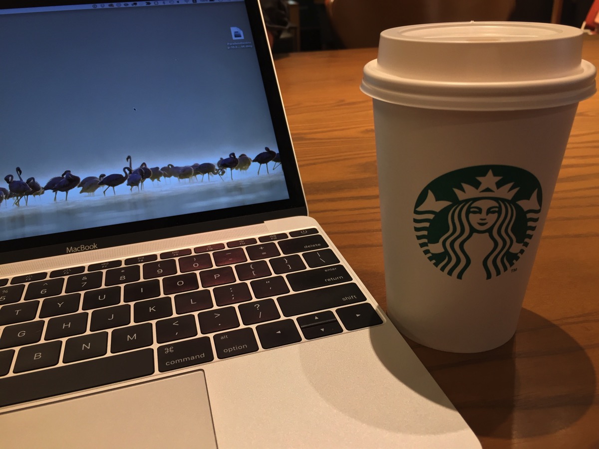 IMG_3030.jpg スターバックスでMacBook
